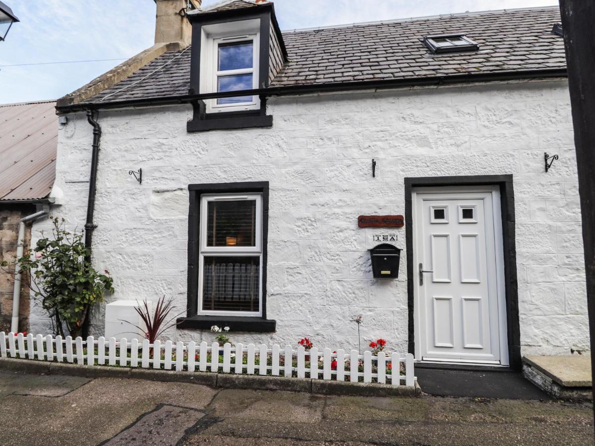 Griffin Cottage ネアン エクステリア 写真